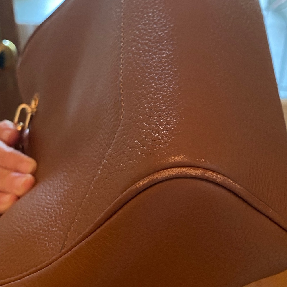 Tory Burch Tan Structured Tote with Gold Logo - Picture 10 of 10